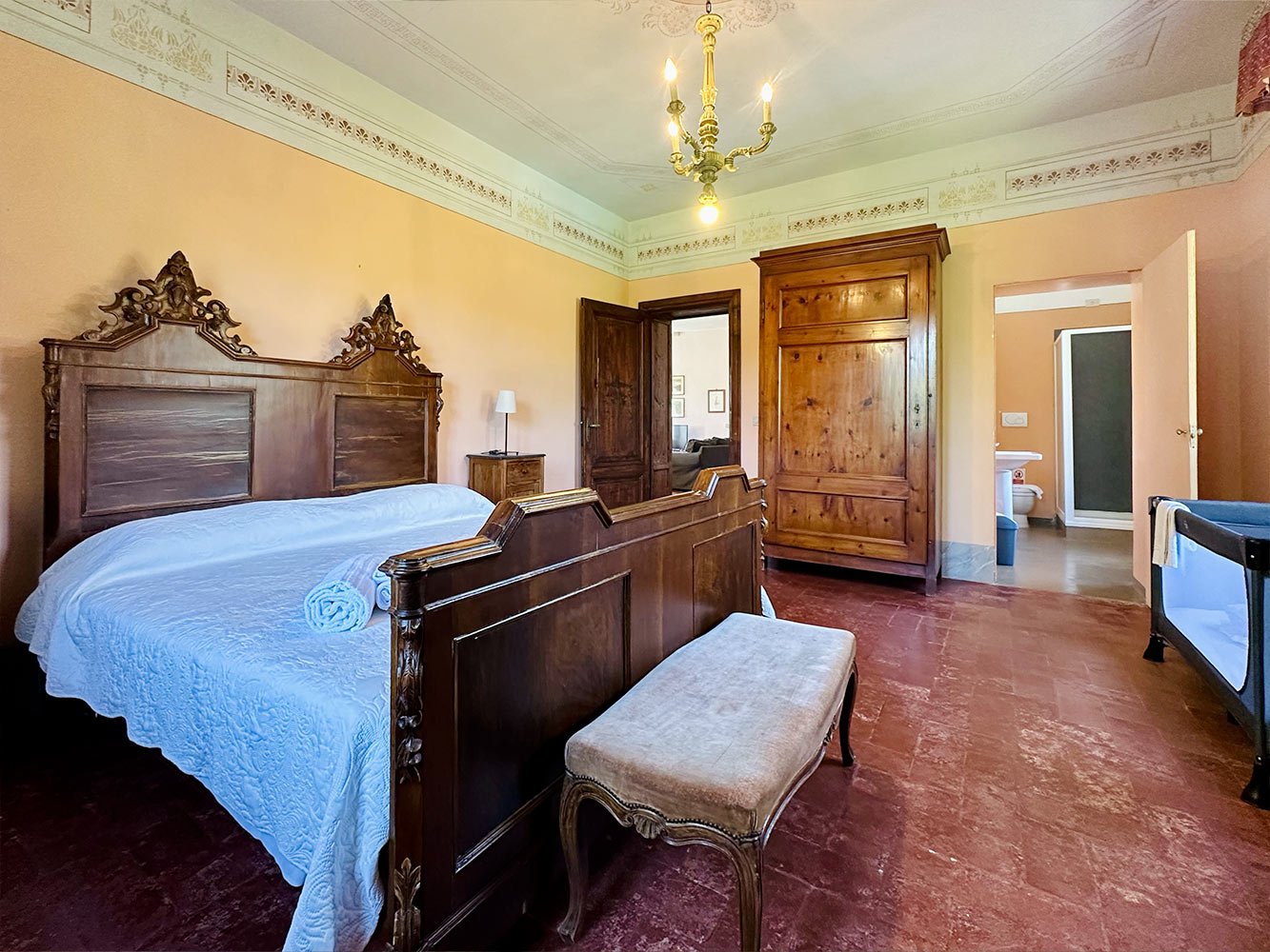 Villa-iolanda-interno